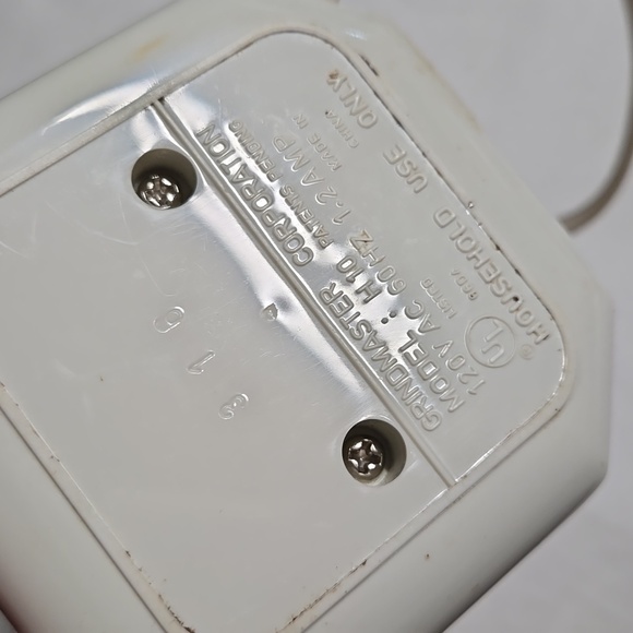 Vintage Otis Spunkmeyer Coffee Bean Grinder Electric USED Works Fun!! - Picture 7 of 12